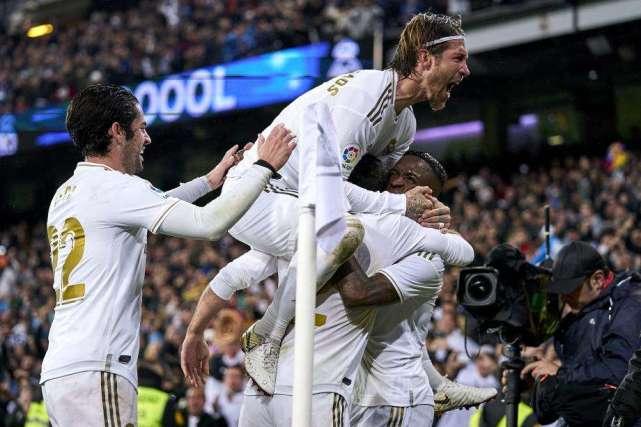 纽约vs纽约比赛直播视频，一场同城德比，两种篮球哲学的碰撞（附观赛指南）