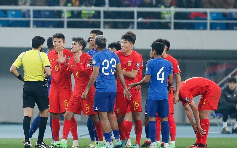 国足vs泰国直播结束视频,那场没赢下来的比赛,我半夜爬起来看了三遍回放 国足vs泰国直播结束视频,那场没赢下来的比赛,我半夜爬起来看了三遍回放
